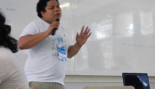 Mackeenzy falando sobre o Videolog